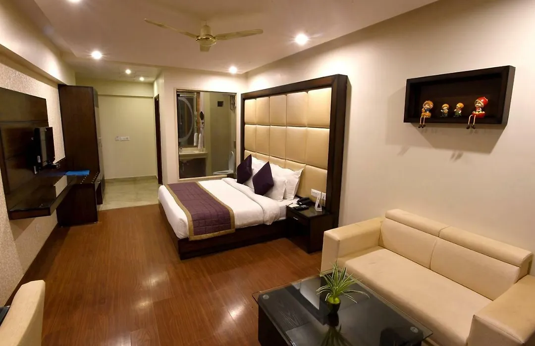 Starz Clarks Inn Mussoorie-1